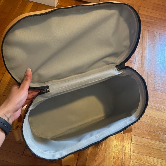 Hydro Flask Unbound Series 18 Liter Tote Cooler in Goldenrod Yellow - Picture 8 of 13